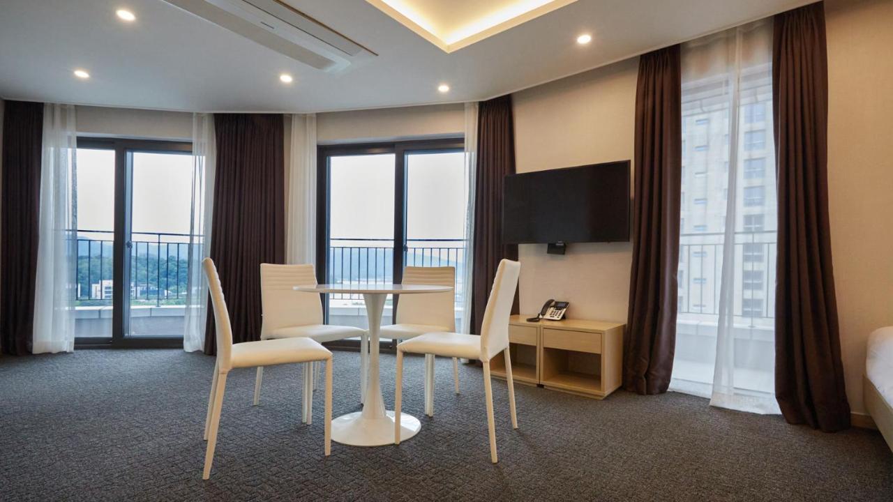 Chuncheon Eston Hotel Exteriér fotografie