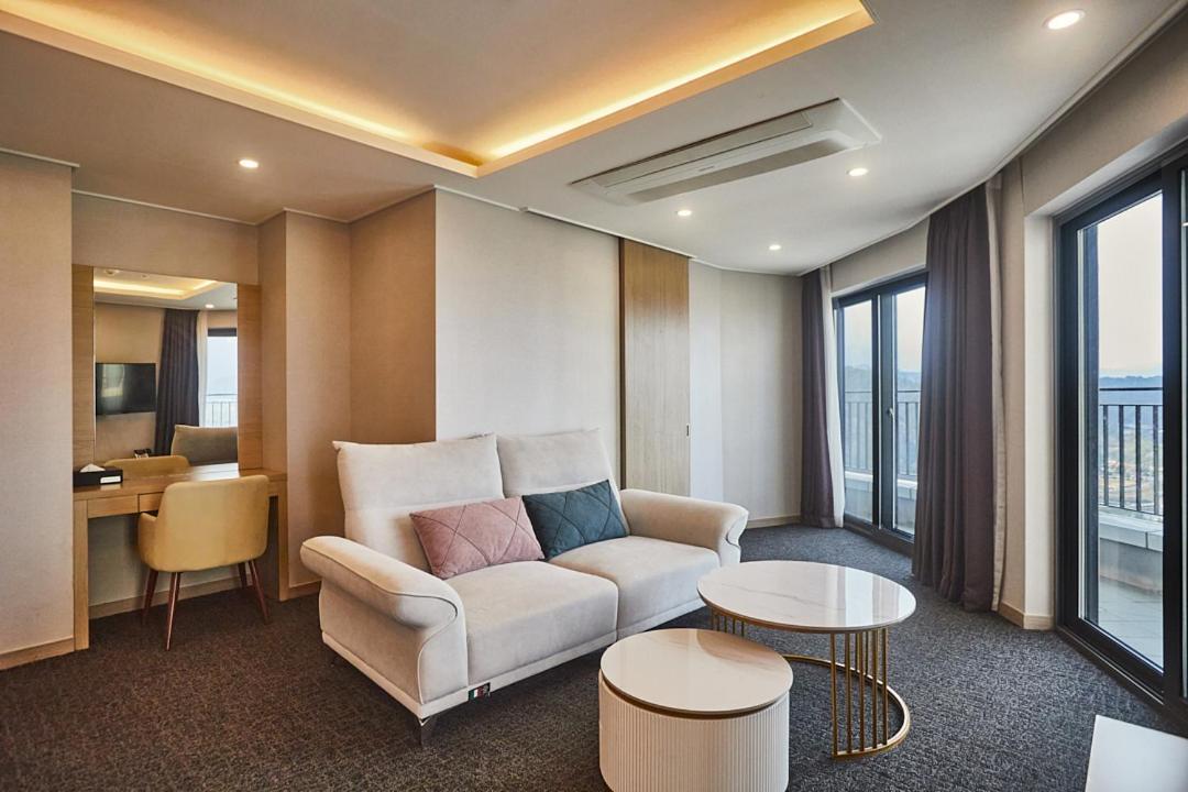 Chuncheon Eston Hotel Exteriér fotografie